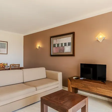 #384 Bright Pool View Ac & Balcony Apartament Albufeira